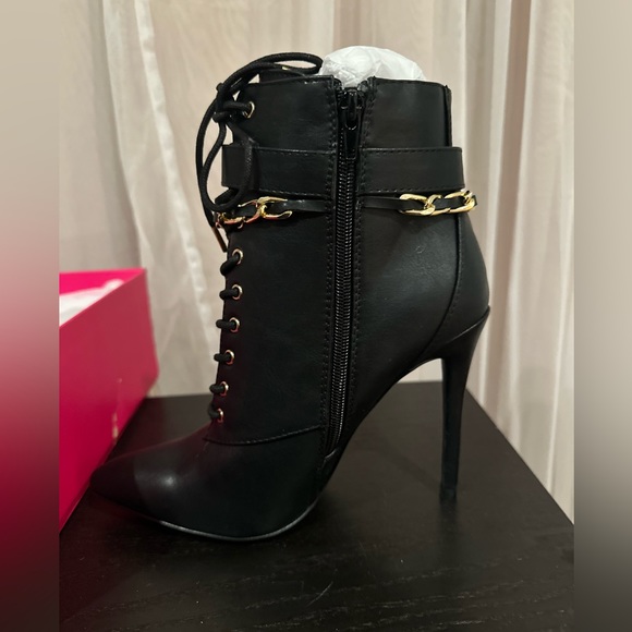 Heel Boots Black Size 9 - Picture 2 of 5